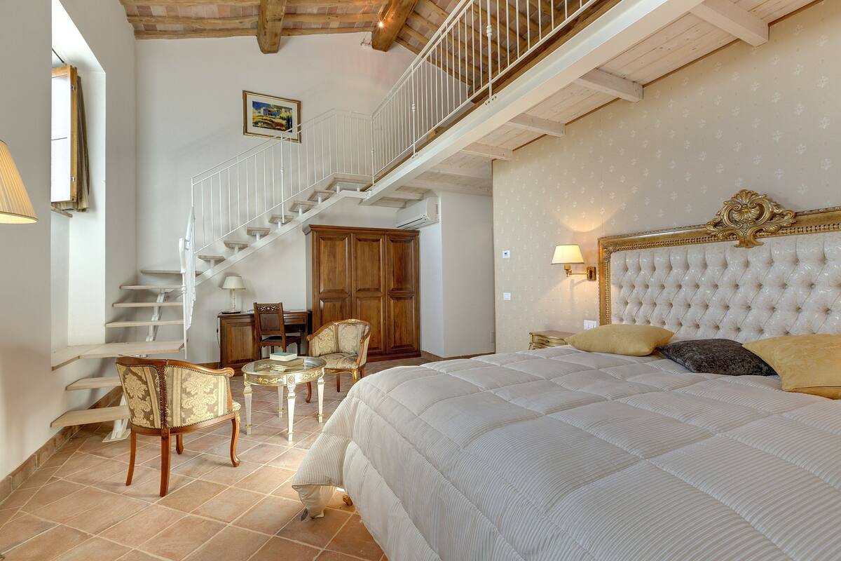 Premium bedding, minibar, in-room safe, individually decorated