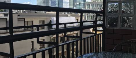 基本公寓 | 陽台