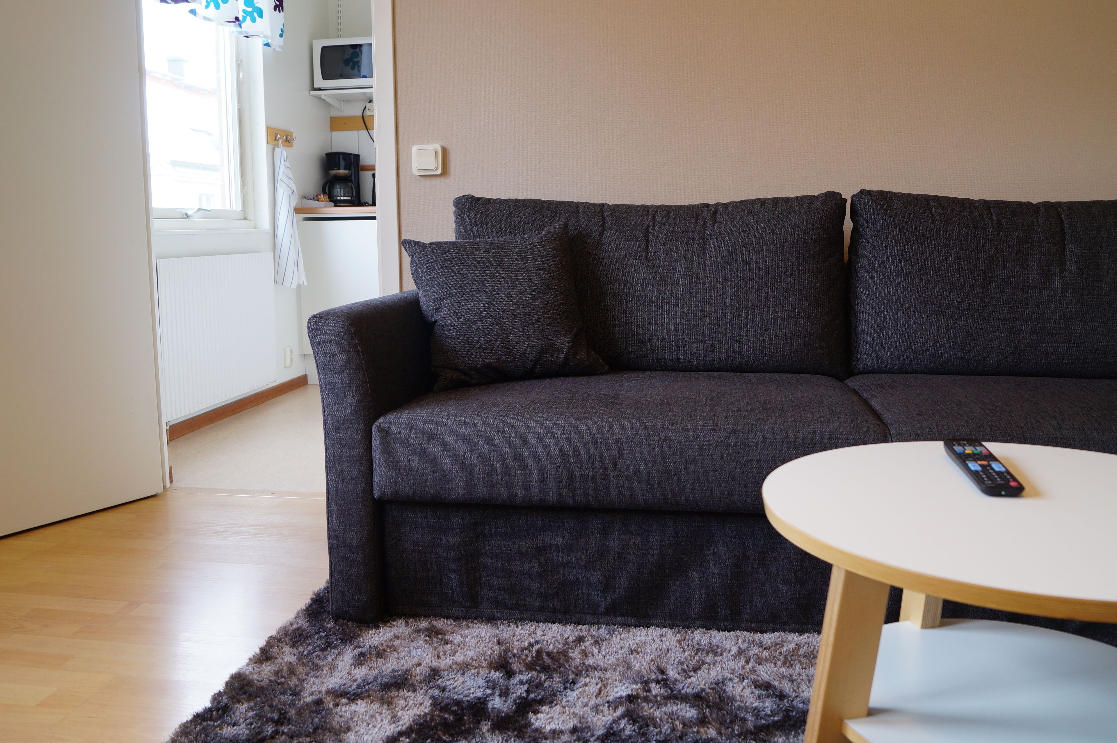 42-inch flat-screen tv with digital channels, smart tv