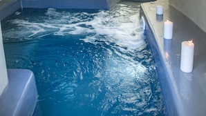 Honeymoon Suite, Hot Tub, Sea View (Kalisti) | ジェットバス