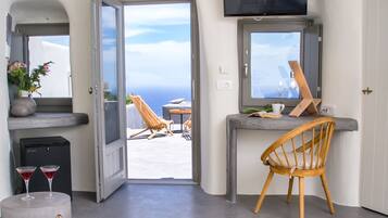 Deluxe Sea View (Filotera) | Minibar, phòng cách âm, bàn ủi/dụng cụ ủi quần áo