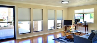 リージェンシー イン & スイーツ