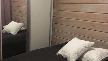 Family Apartment, 2 Bedrooms, Sauna, Mountain View | View from room