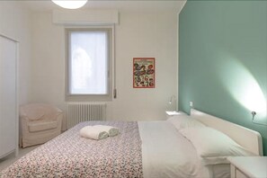 3 bedrooms, desk, iron/ironing board, cots/infant beds - Casa Terrà (Verona)