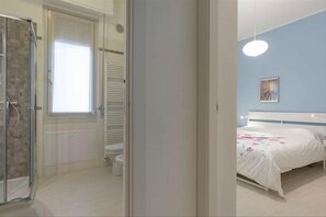 Superior appartement | 3 slaapkamers, een bureau, een strijkplank/strijkijzer