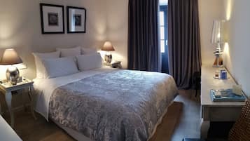 Classic Room | Premium bedding, in-room safe, desk, soundproofing