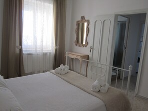 Suite, 1 Bedroom | 1 bedroom, hypo-allergenic bedding, desk, free WiFi - Welcome to Alberobello (Alberobello)