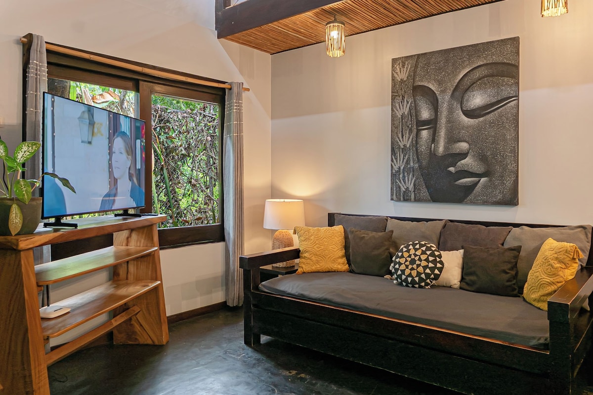 Villa, 2 Schlafzimmer, Küche, Poolblick | Wohnbereich