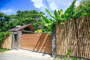 숙박 시설 정면