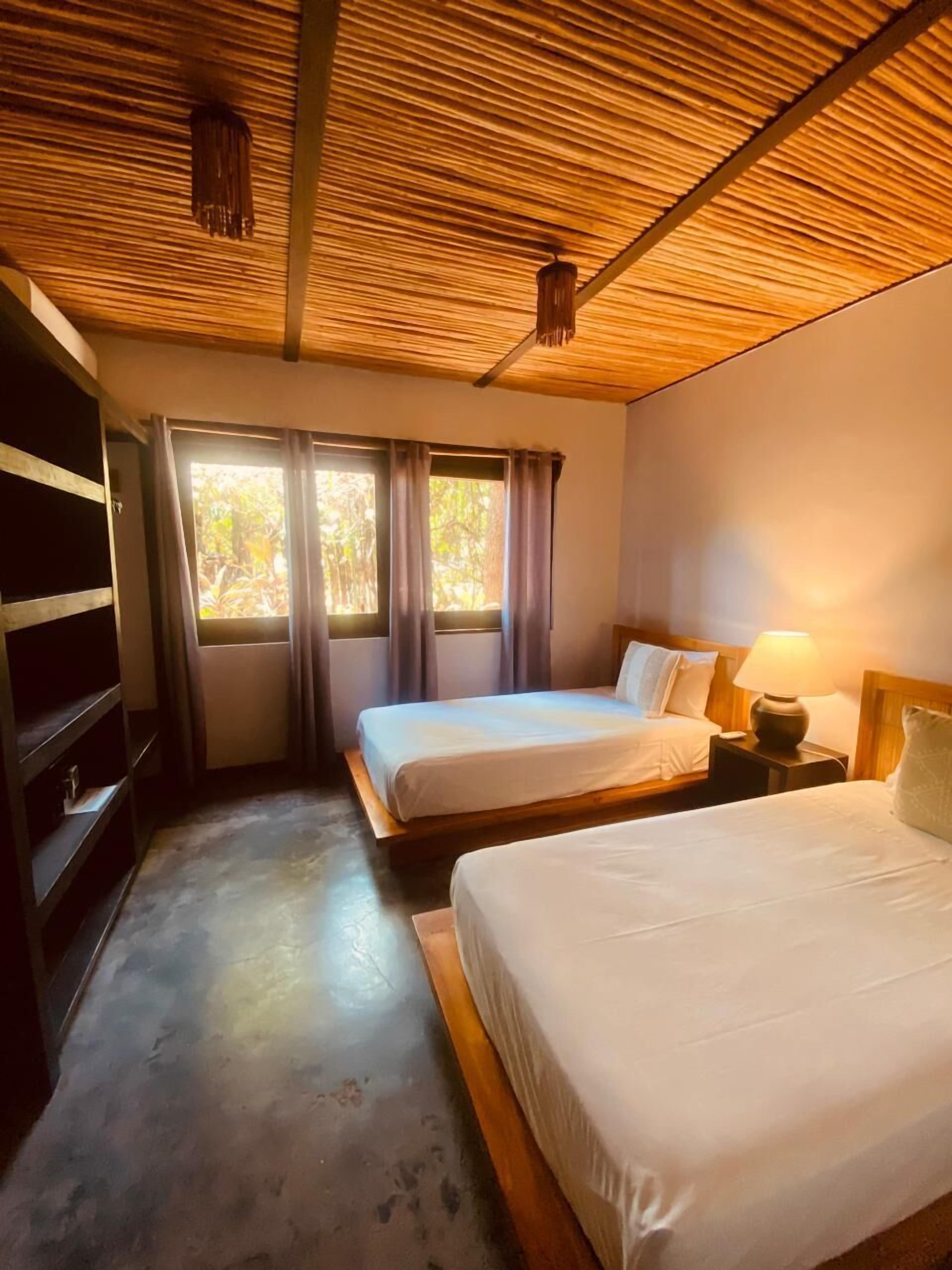 Villa, 2 Bedrooms, Kitchen, Pool View | In-room safe, free WiFi, bed sheets