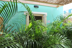 Flamingo Petite ground floor studio, with small terrace and shared plunge pool | Pemandangan dari bilik