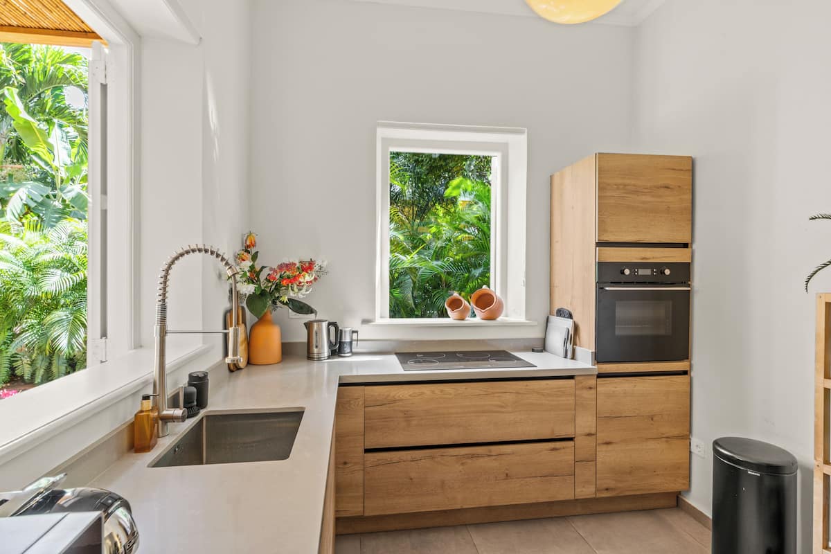 deluxe monumental house with private terrace and private hot tub | private kitchen