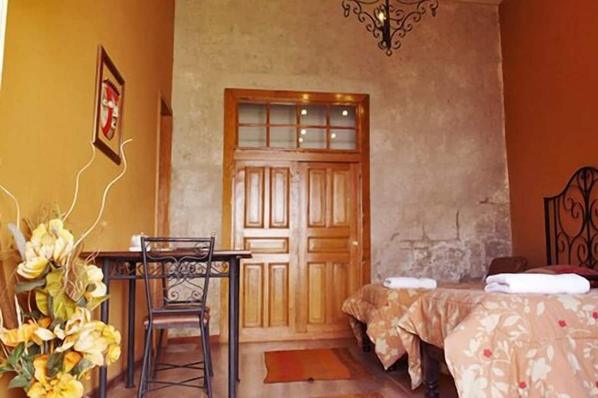 Desk, free WiFi, bed sheets