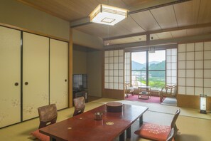 Dining - Hotel Gujo Hachiman (Gujo)