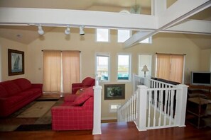 80 – Oceanfront 3 Story Cottage | Living room | TV - Avon Cottages (Avon)