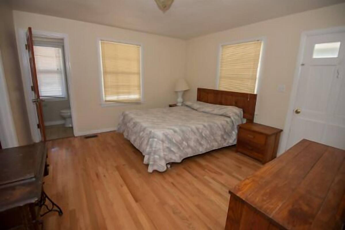 90 – Oceanside 1 level cottage