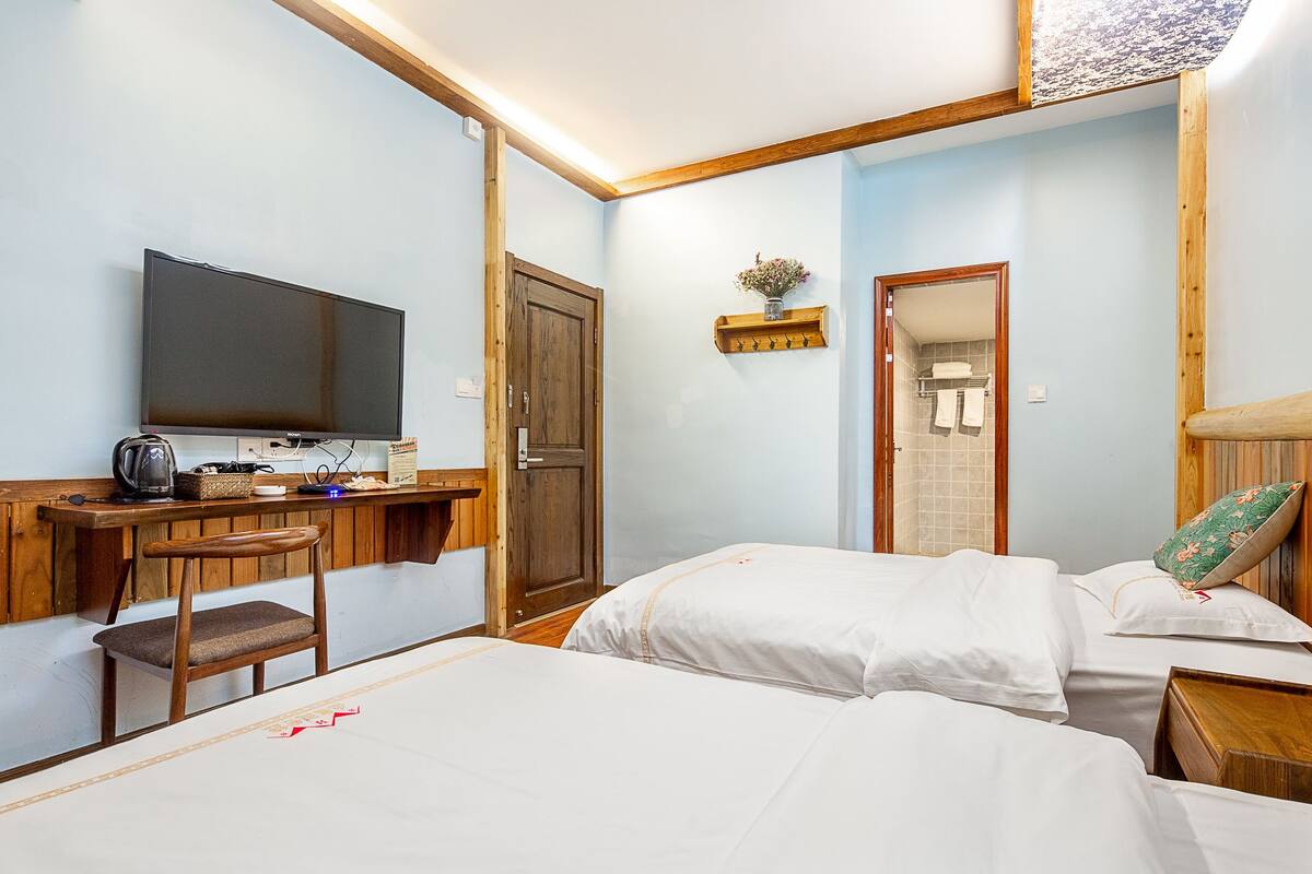 Tomannsrom – comfort | Skrivebord, blendingsgardiner og wi-fi (inkludert)