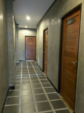 Hallway - Lanta Chaolay Hostel (Ko Lanta)
