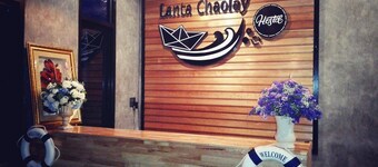 ลันตา ชาวเล โฮสเทล