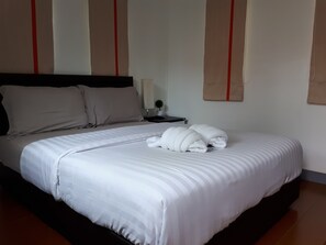 Free WiFi, bed sheets