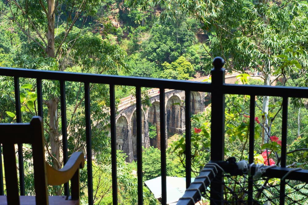 9 Arch View Rest Inn