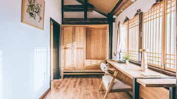 Signature Double Room | Desk, blackout curtains, iron/ironing board, free WiFi