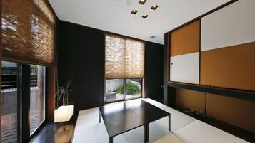 Casa | 1 habitación, escritorio, wifi gratis y ropa de cama