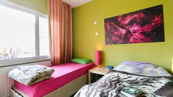 Desk, laptop workspace, iron/ironing board, free WiFi