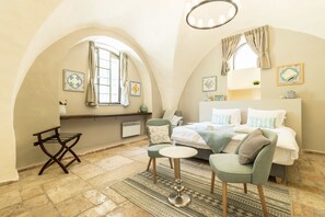 Luxury Villa, 3 Bedrooms | 3 bedrooms, premium bedding, in-room safe, desk - Villa Mamilla (Jerusalem)