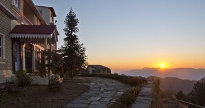 Exterior - Tree of Life Grand Oak Manor, Binsar Wildlife Sanctuary (Almora)