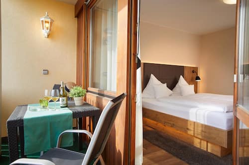In-room safe, desk, rollaway beds, free WiFi