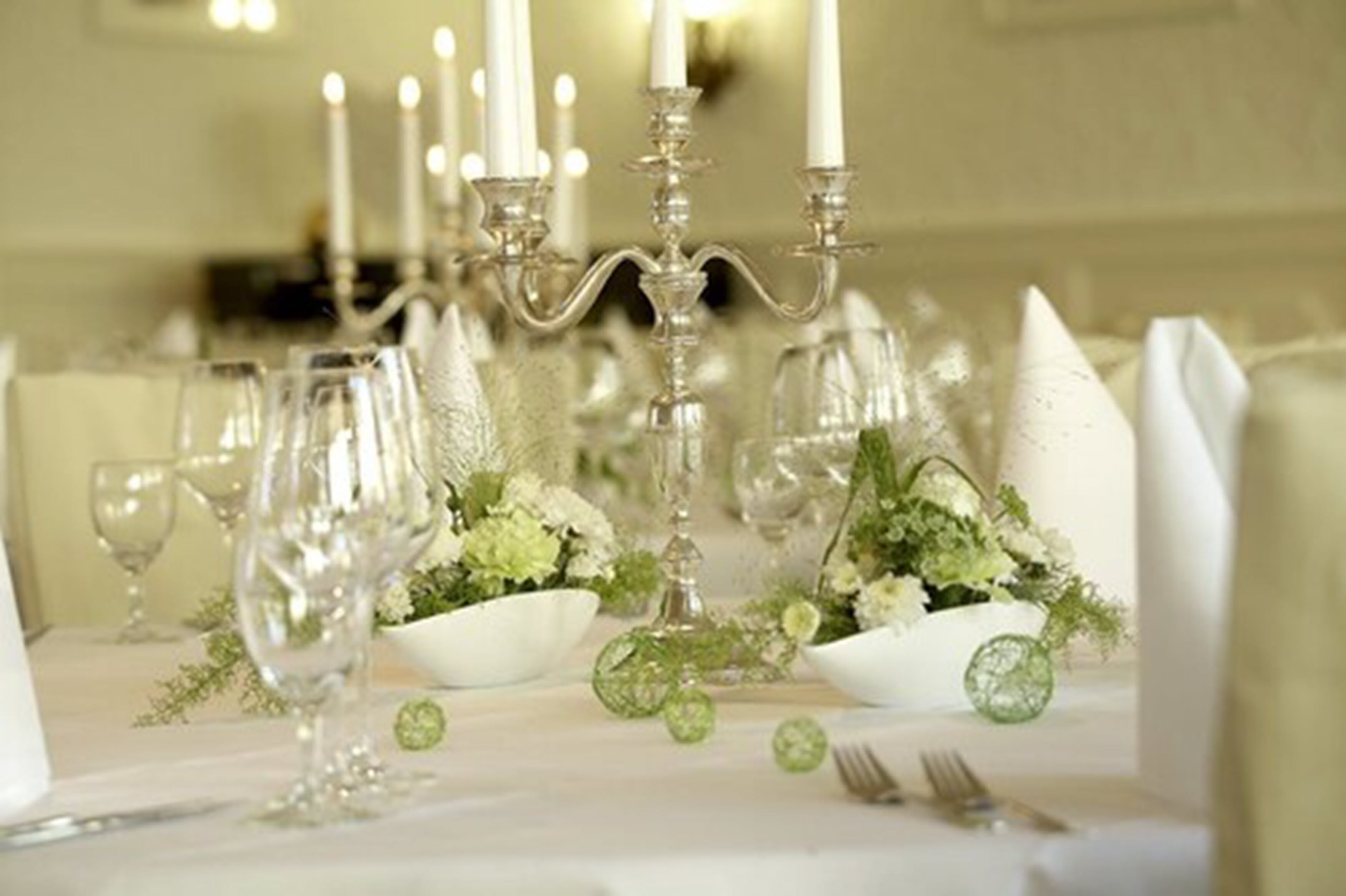 Frühstück, Mittagessen, Abendessen, regionale Küche 