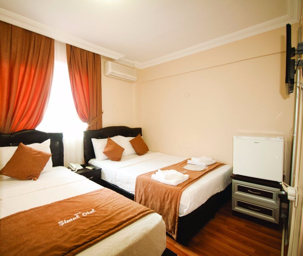 Minibar, in-room safe, iron/ironing board, free WiFi