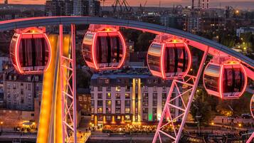 Vista frontal de la propiedad