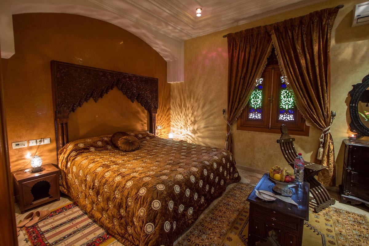 Habitación Confort doble (Yassmine) | Sábanas de algodón egipcio y ropa de cama de alta calidad