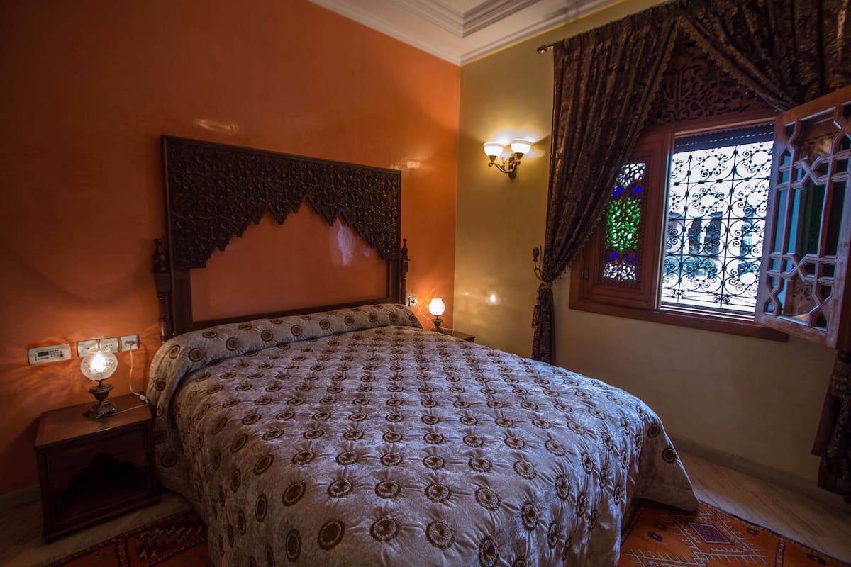 Habitación clásica doble | Sábanas de algodón egipcio y ropa de cama de alta calidad