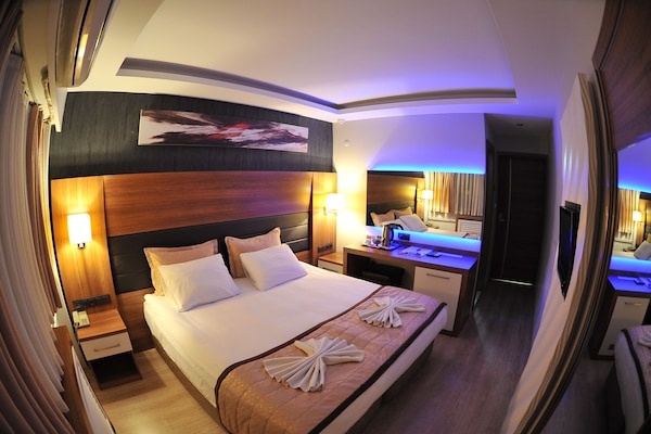 Minibar, in-room safe, desk, soundproofing