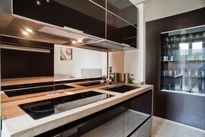 Apartment, 2 Bedrooms | Private kitchen - Rent In Rome - Vatican Deluxe (Rome)