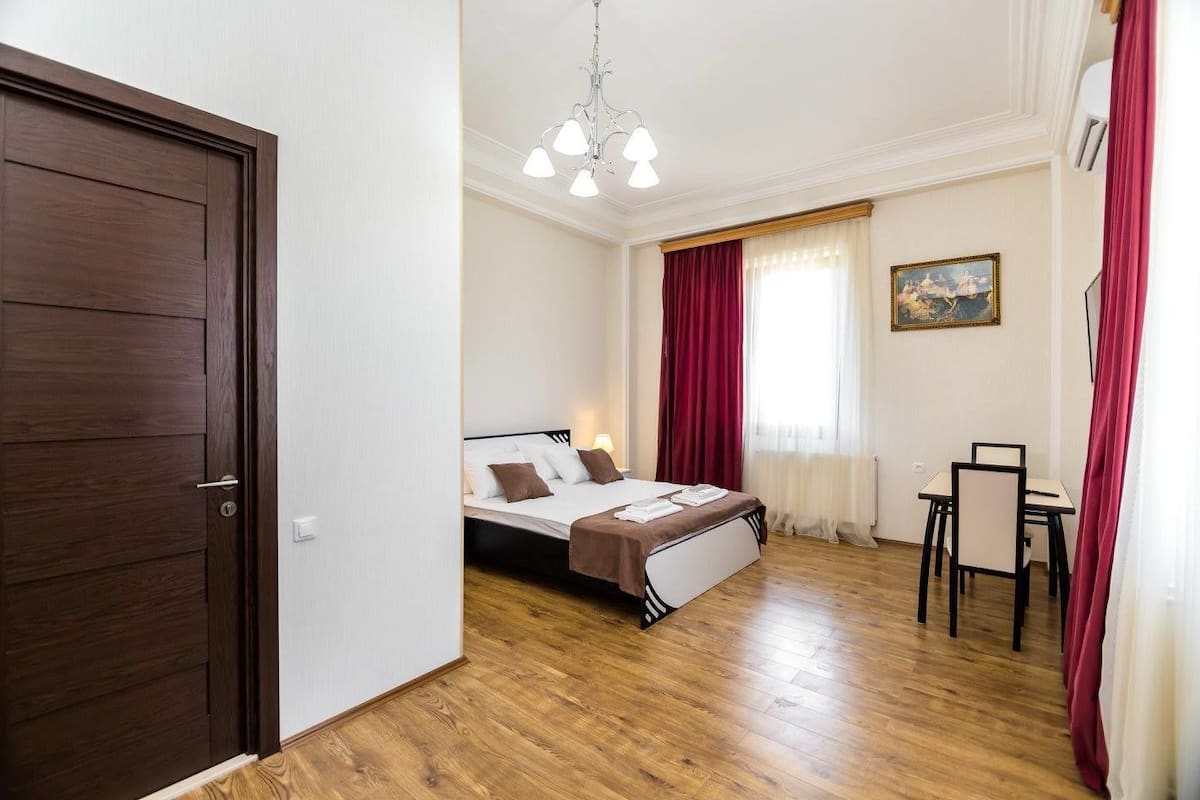 Comfort Double or Twin Room, 1 Queen Bed | 1 bedroom, premium bedding, minibar, in-room safe