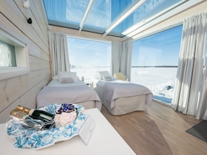 Premium Villa, Air conditioning, Sea View | 1 bedroom, minibar, travel crib, free WiFi - Seaside Glass Villa (Kemi)