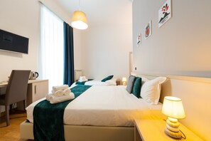 Comfort Quadruple Room - Duomo Hermes Relais (Naples)