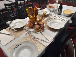 Lunch and dinner served 
