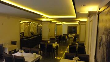 Breakfast and dinner served, Turkish cuisine