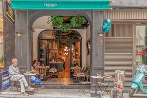 Exterior - The Wilson Galata Hotel (Istanbul)