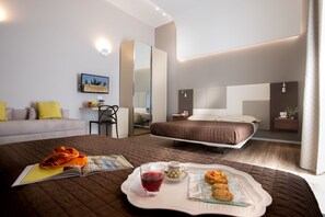 Superior Room (Abatellis) | Premium bedding, minibar, in-room safe, desk