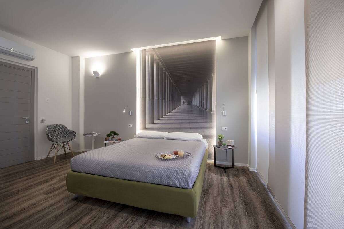 Ropa de cama de alta calidad y minibar