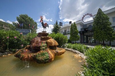 Herakles Thermal Hotel
