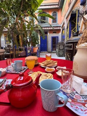 Daily local cuisine breakfast for a fee -  Riad Carole (Marrakech)