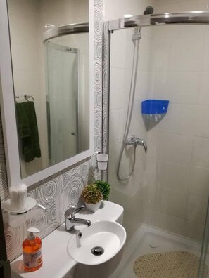 Appartement, 1 chambre, non-fumeur | Salle de bain