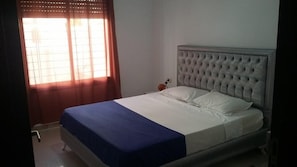 Apartemen, 1 kamar tidur, Bebas Asap Rokok | 1 kamar tidur, seprai premium, setrika/meja setrika, dan Wi-Fi gratis